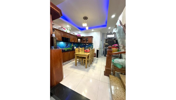 Bán Nhà 2 Tầng Hẻm Xe Hơi 5*16m Chỉ hơn 5 Tỷ Gần Vạn Phúc City QL13 Hiệp Bình Phước Mới Đẹp Ở Ngay